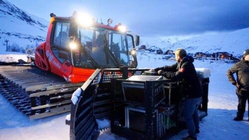 Pistenbully vervoer apparatuur op de pieste