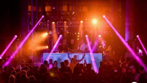 Lichtshow  RGB LED Dj Booth | Grand Cafe Staal Rotterdam